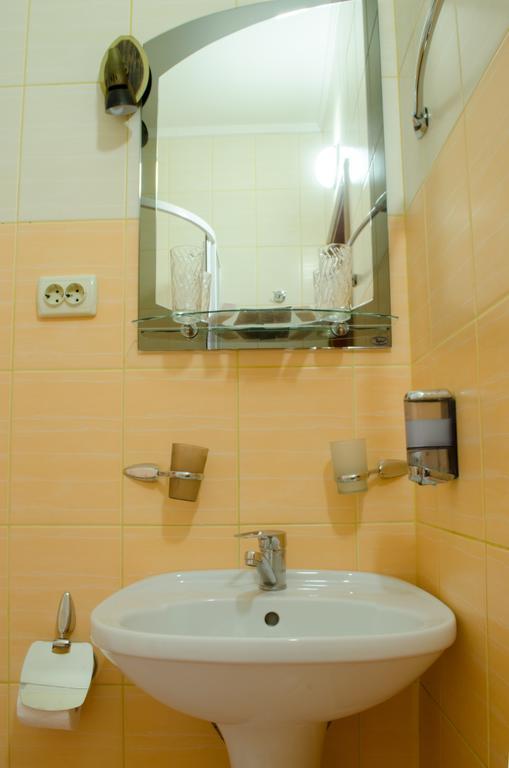 Lelech Hotel Tatariv Ngoại thất bức ảnh