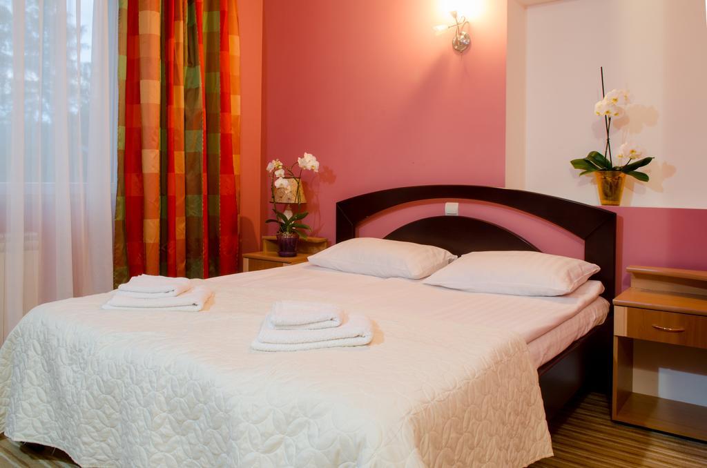 Lelech Hotel Tatariv Ngoại thất bức ảnh