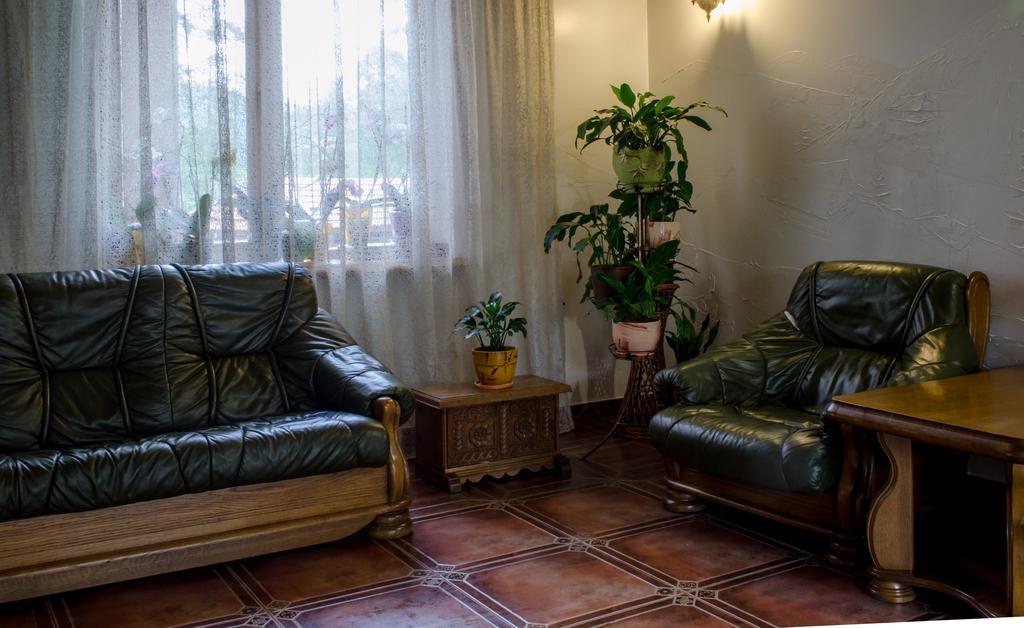 Lelech Hotel Tatariv Ngoại thất bức ảnh